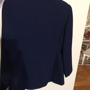 Petite sophisticate navy blazer 6p excellent
